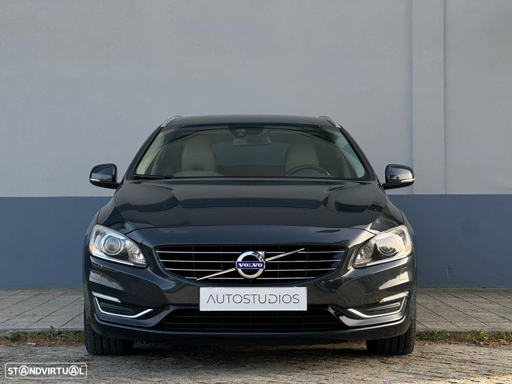 Volvo V60 2.4 D6 Summum AWD Phev - 12