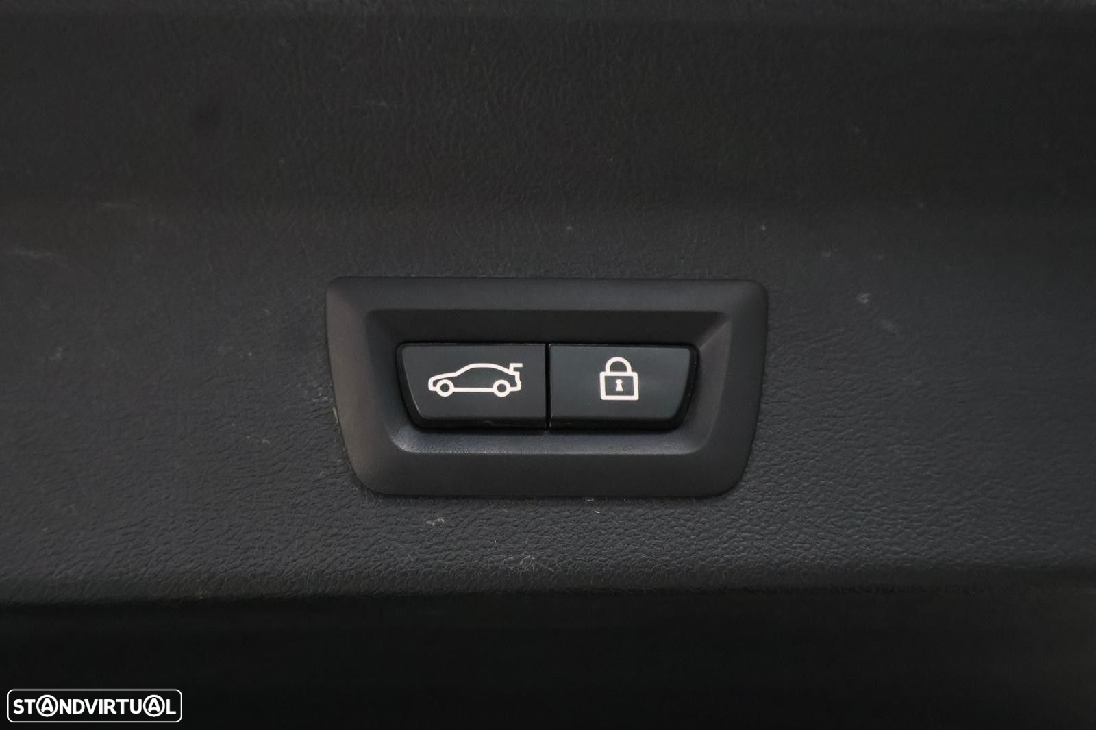 BMW X3 30 e xDrive Pack M - 34