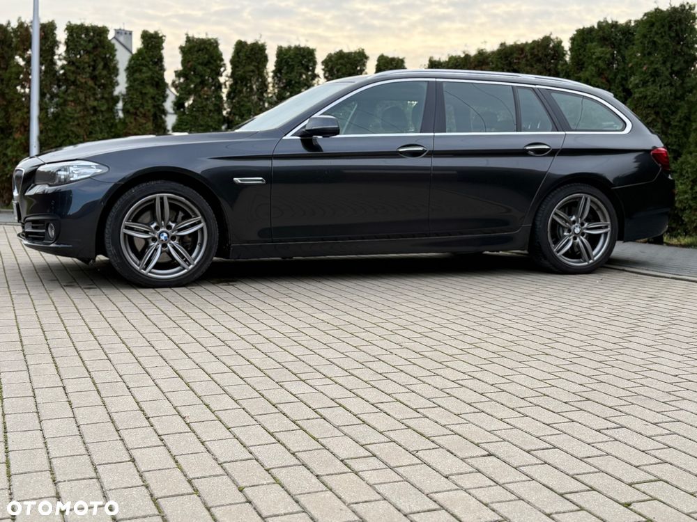 BMW Seria 5 530d xDrive Luxury Line - 3