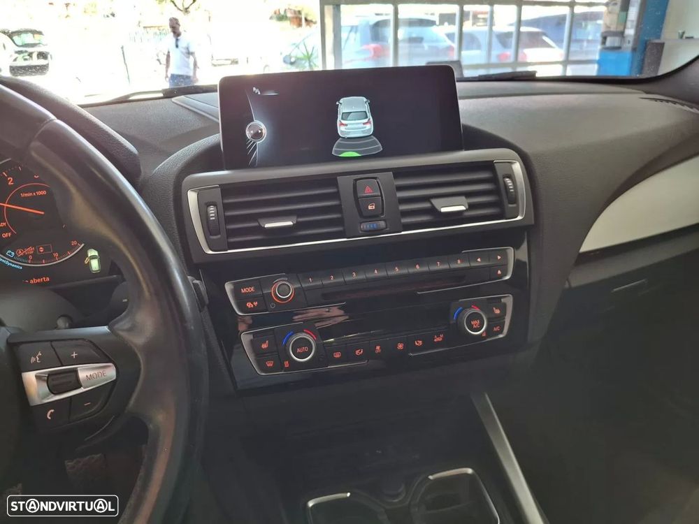 BMW 116 d Pack M - 14