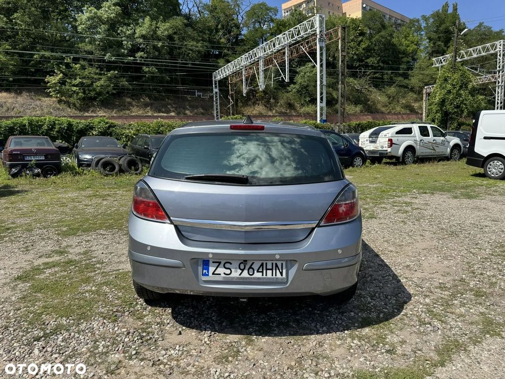 Opel Astra - 35