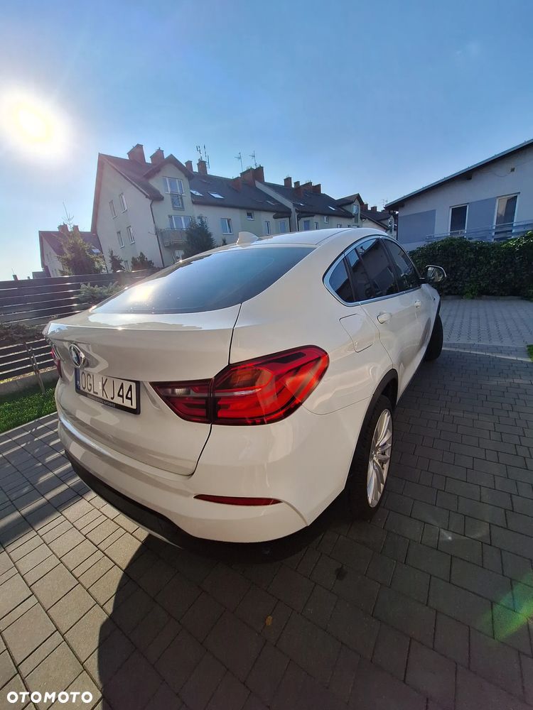 BMW X4 xDrive20d - 11