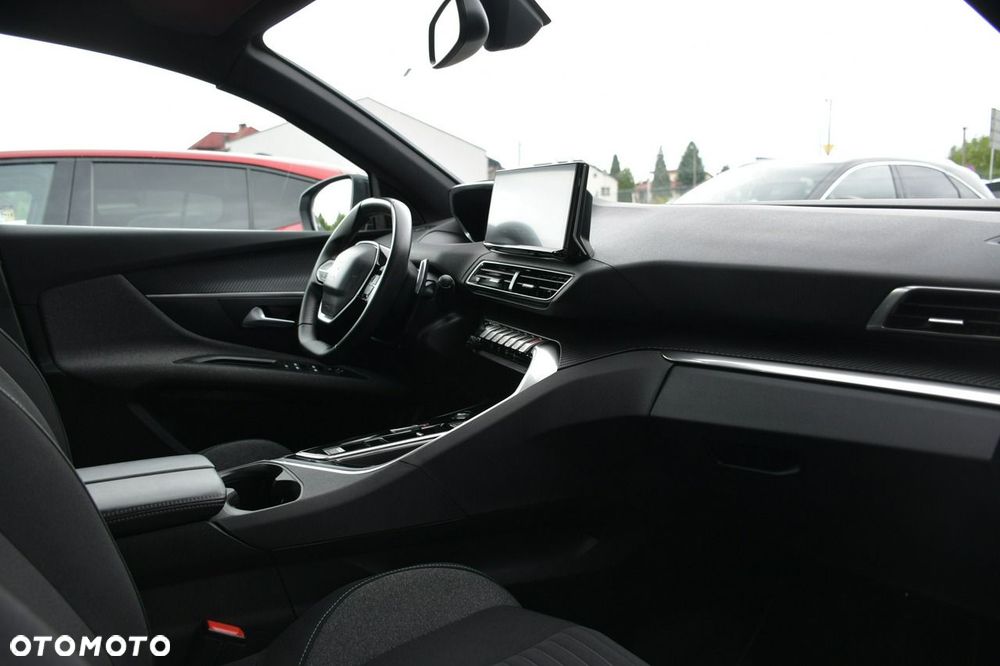 Peugeot 3008 1.6 PureTech Hybrid PHEV Allure S&S EAT8 - 17