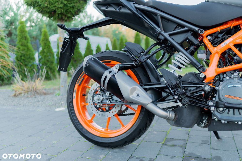 KTM Duke - 17