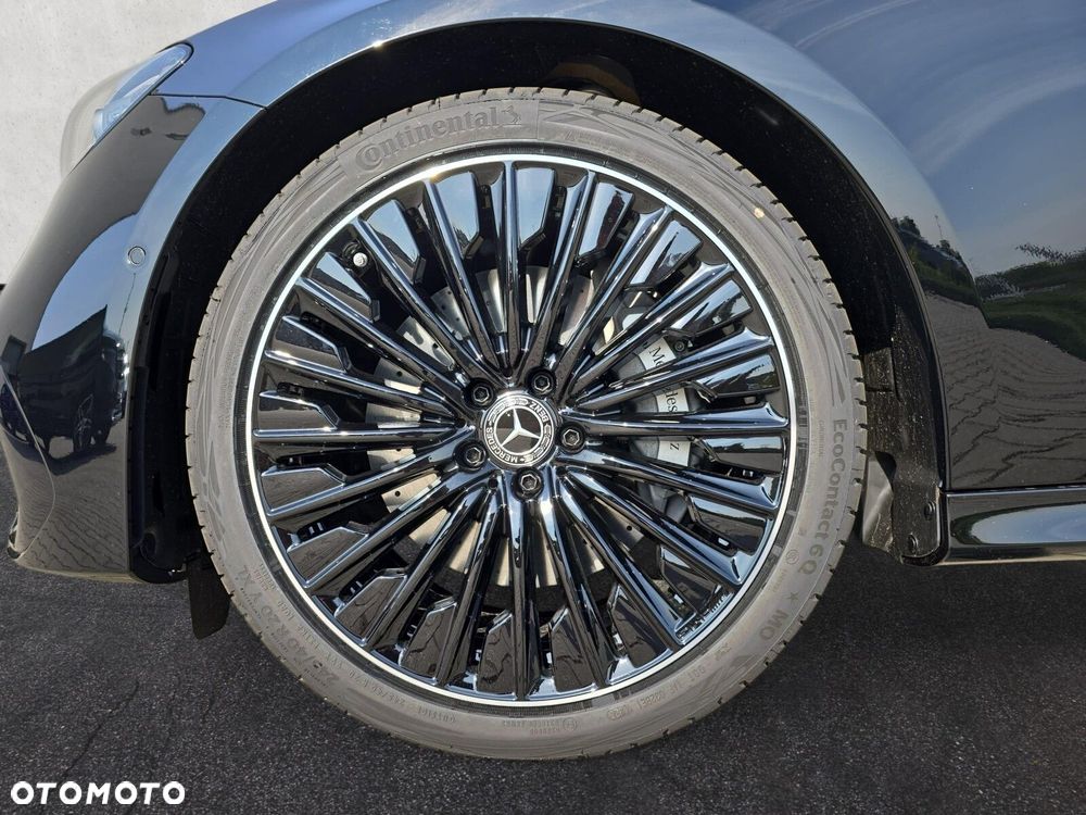 Mercedes-Benz Klasa E - 9