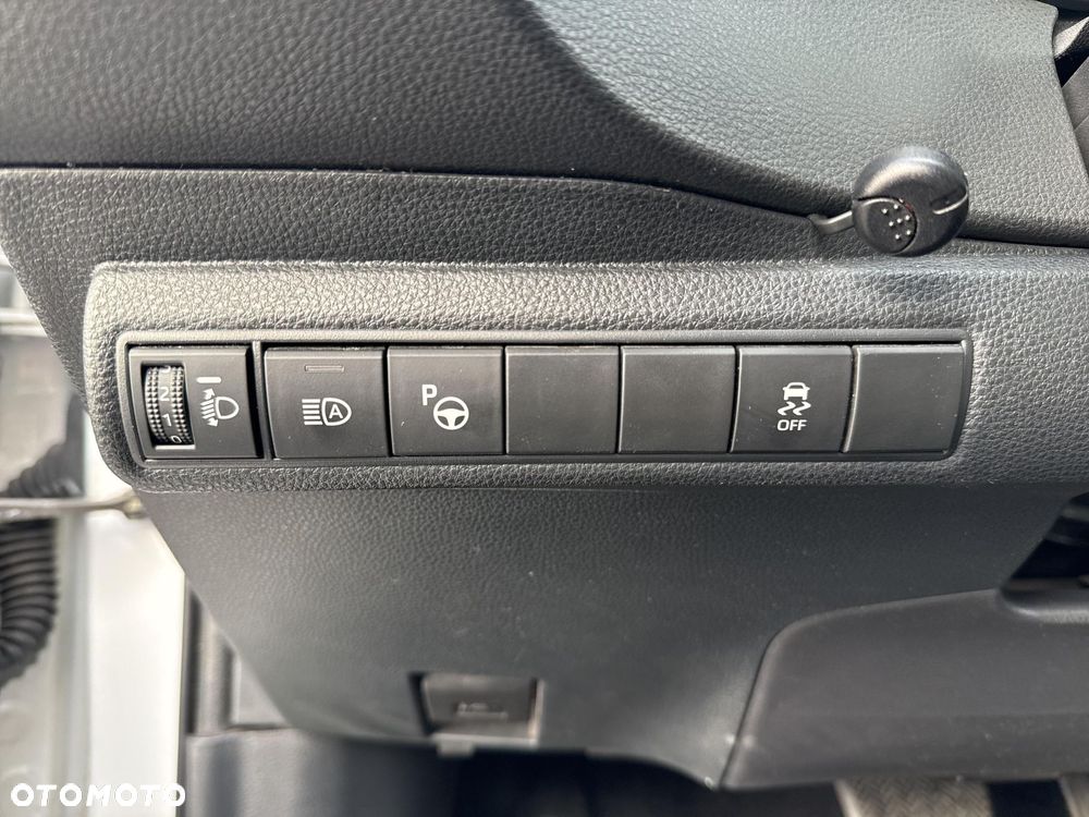 Toyota Corolla 1.8 Hybrid Comfort - 19