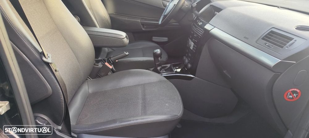 Opel Astra Caravan 1.7 CDTi Cosmo ecoFLEX - 15