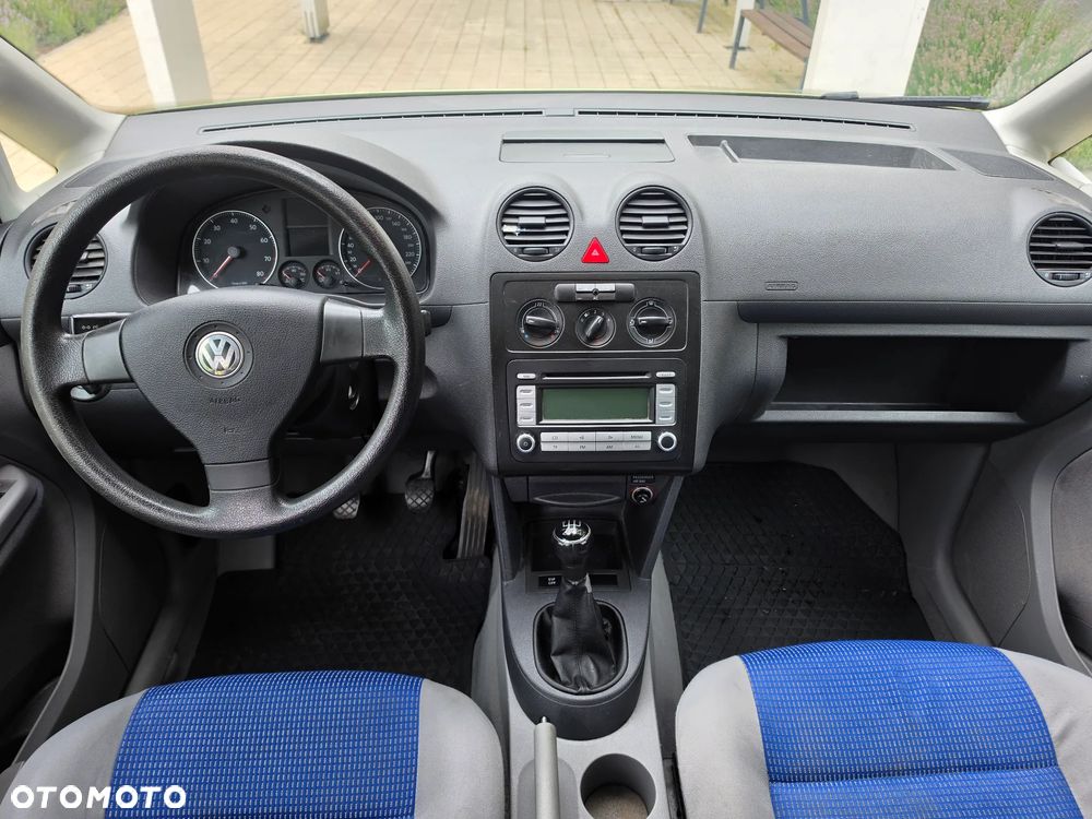 Volkswagen Caddy 1.6 Life Colour Concept - 9