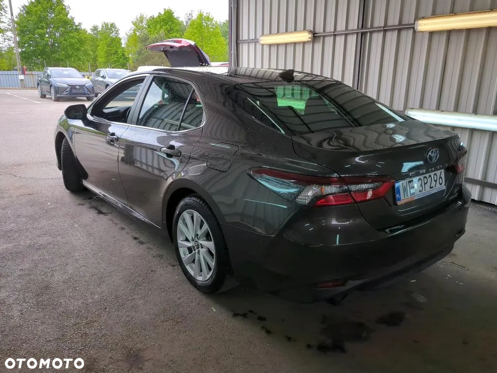Toyota Camry 2.5 Hybrid Comfort CVT - 3