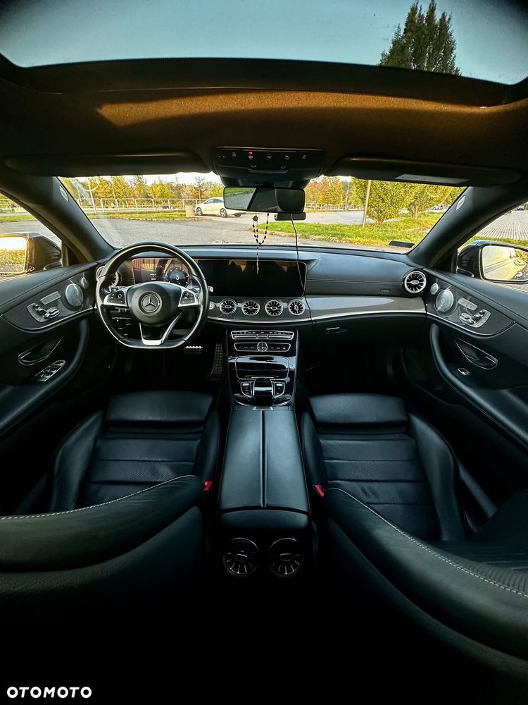 Mercedes-Benz Klasa E 220 d 4-Matic 9G-TRONIC - 15