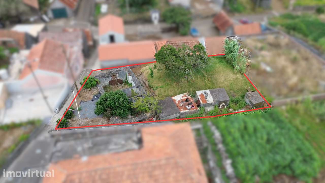 Casa em Ruínas com Vista Montanha em Ponta do Pargo, Madeira + Garagem - Grande imagem: 3/9