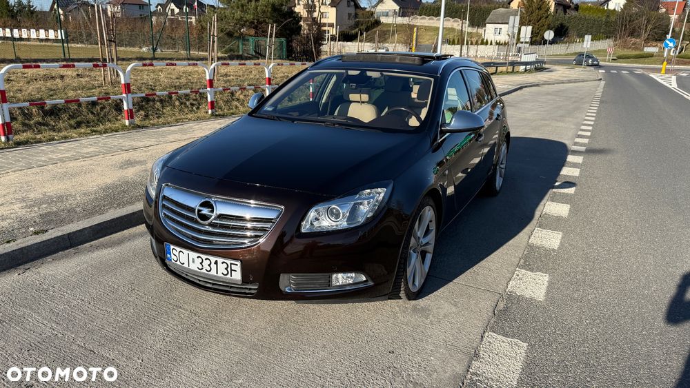 Opel Insignia 2.0 T Cosmo - 3