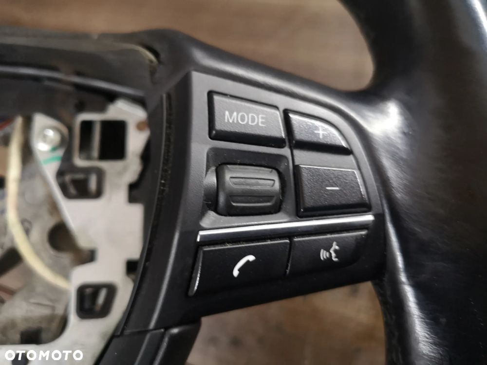BMW 5 F10 F11 KIEROWNICA M PAKIET ORYGINALNA SKÓRZANA Z MULTIFUNKCJĄ ŁADNA - 3