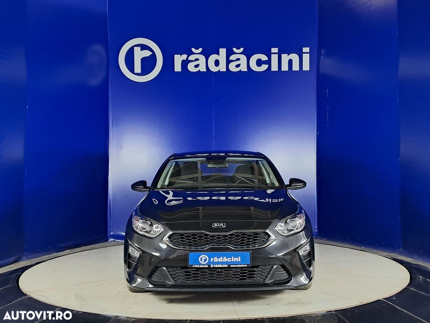 Kia Ceed - 11