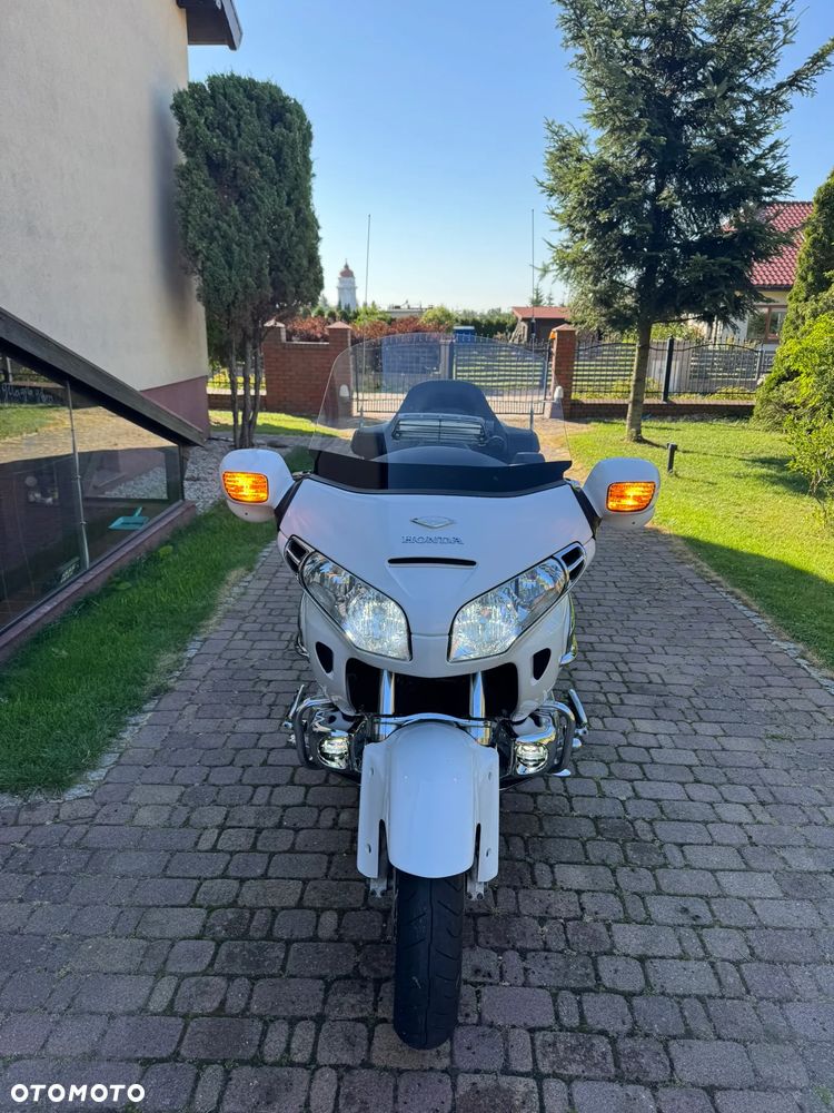 Honda GL - 8