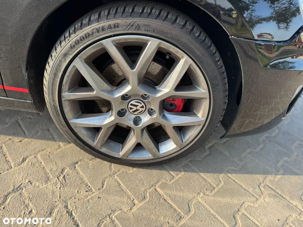 Volkswagen Golf 2.0 TSI GTI - 10
