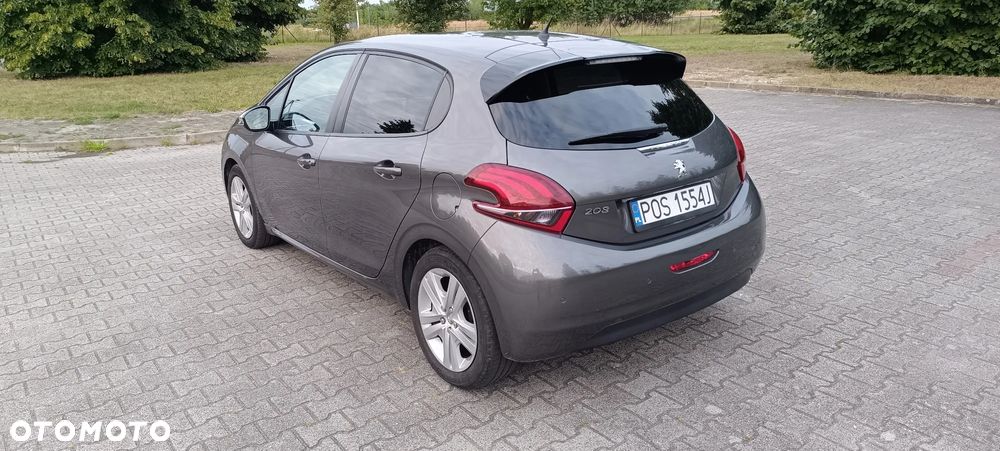Peugeot 208 82 PureTech Style - 3