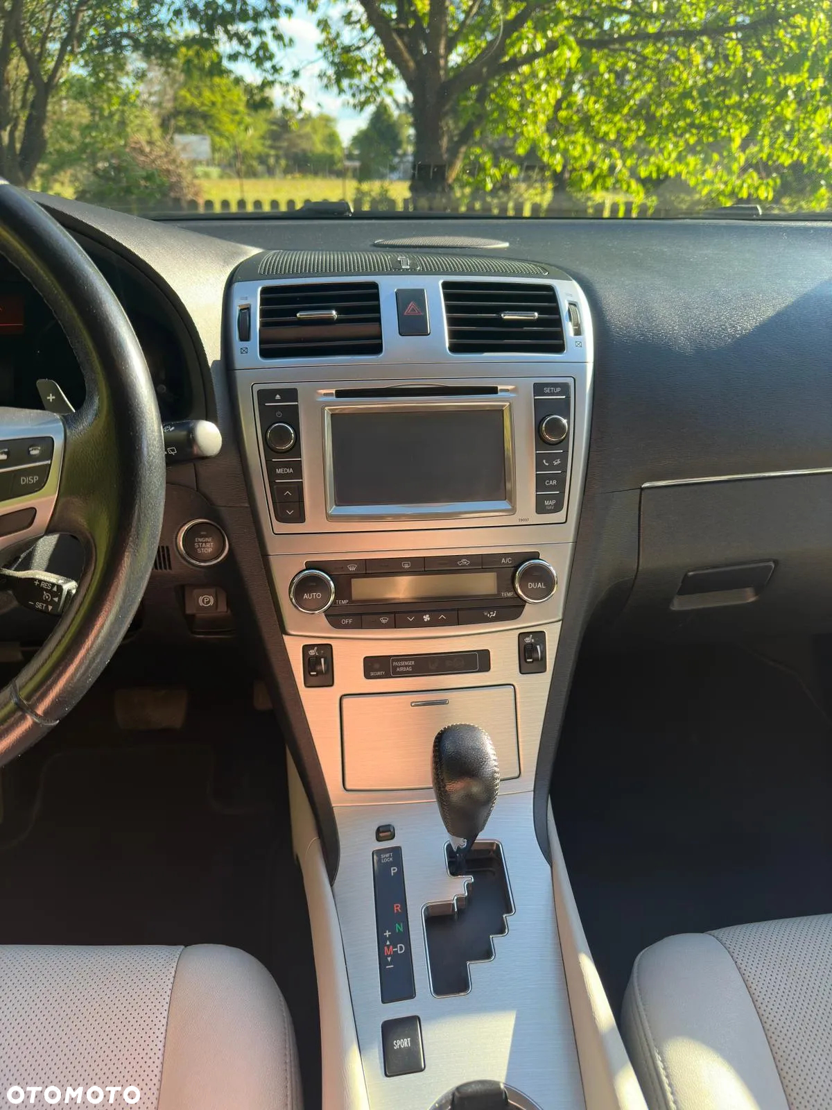 Toyota Avensis - 7