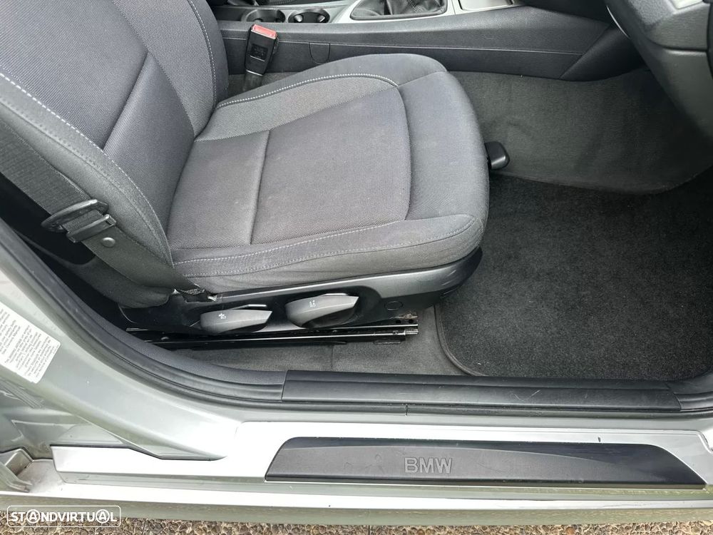 BMW 118 d Line Sport - 52
