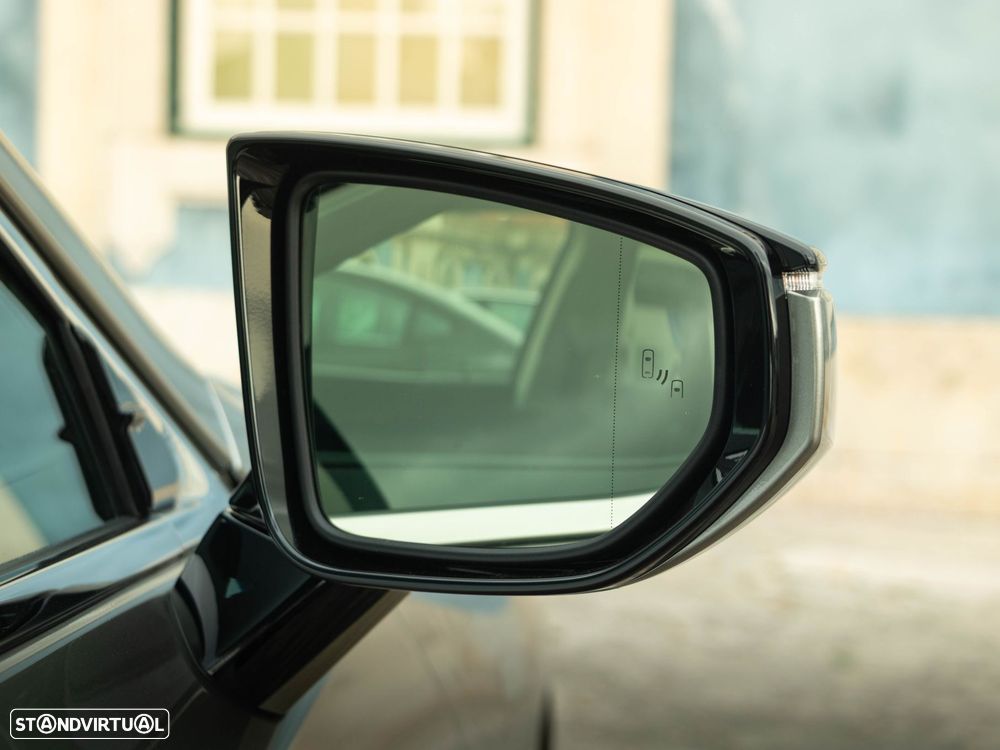 Lexus ES 300h Executive+ - 23