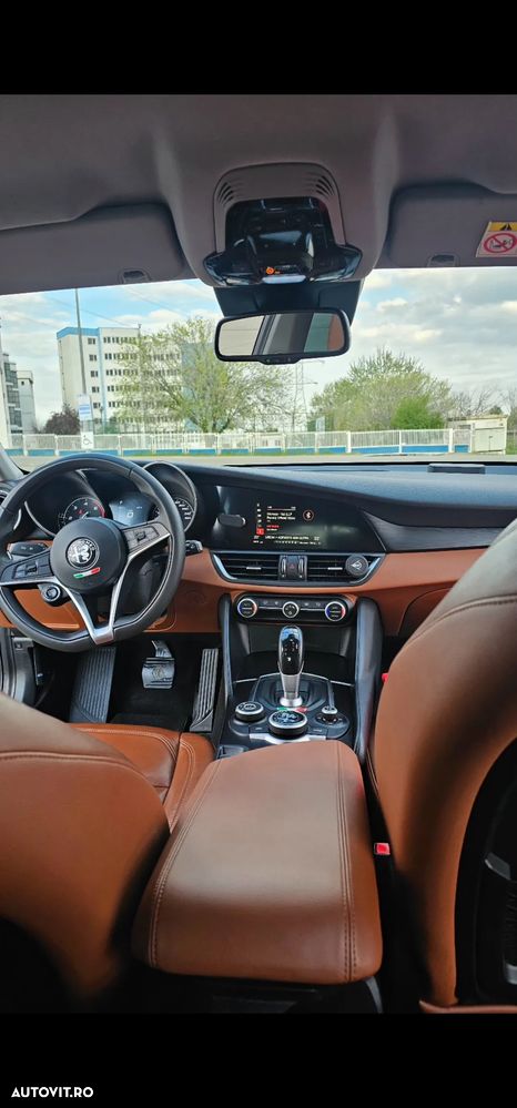 Alfa Romeo Giulia - 15