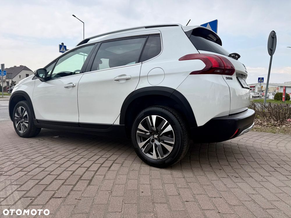 Peugeot 2008 PureTech 110 Stop&Start GT-Line Edition - 23