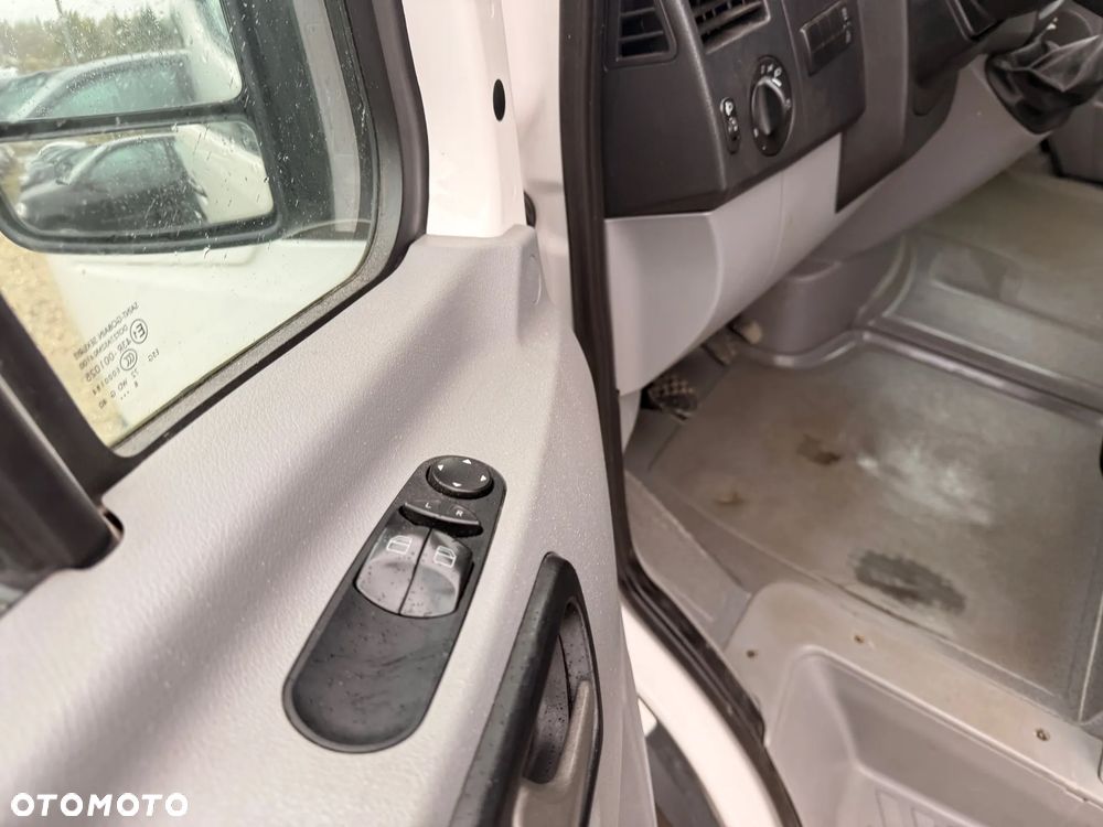 Volkswagen Crafter - 16