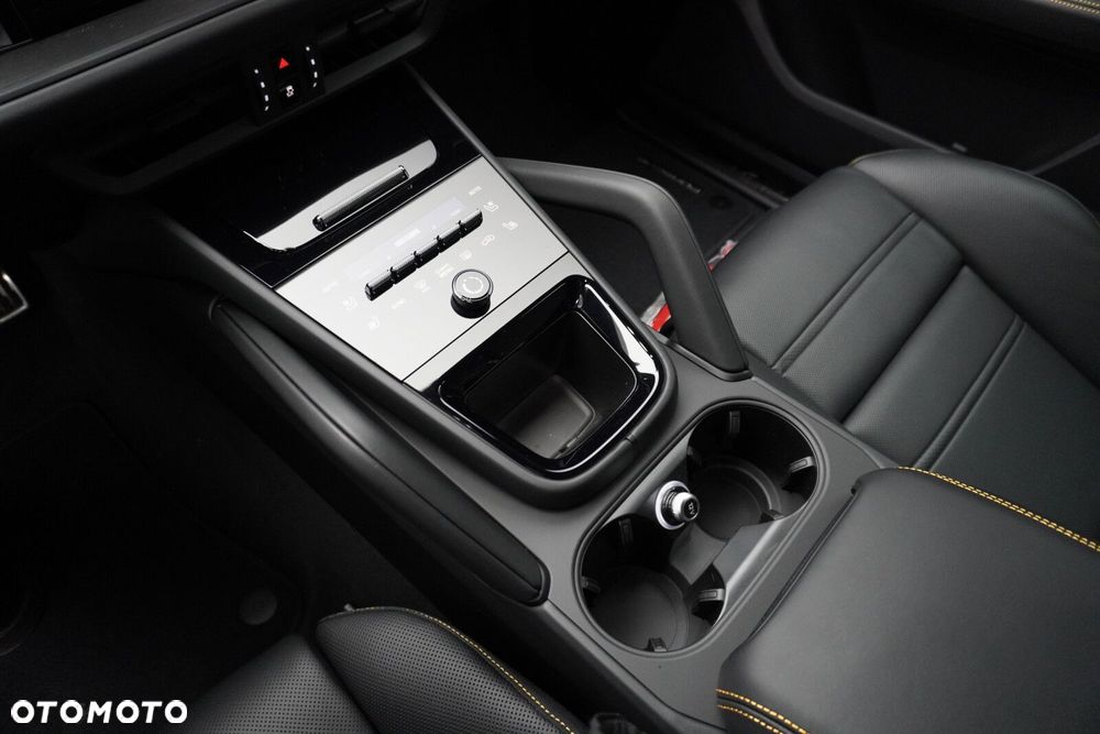 Porsche Cayenne S E-Hybrid PHEV - 24