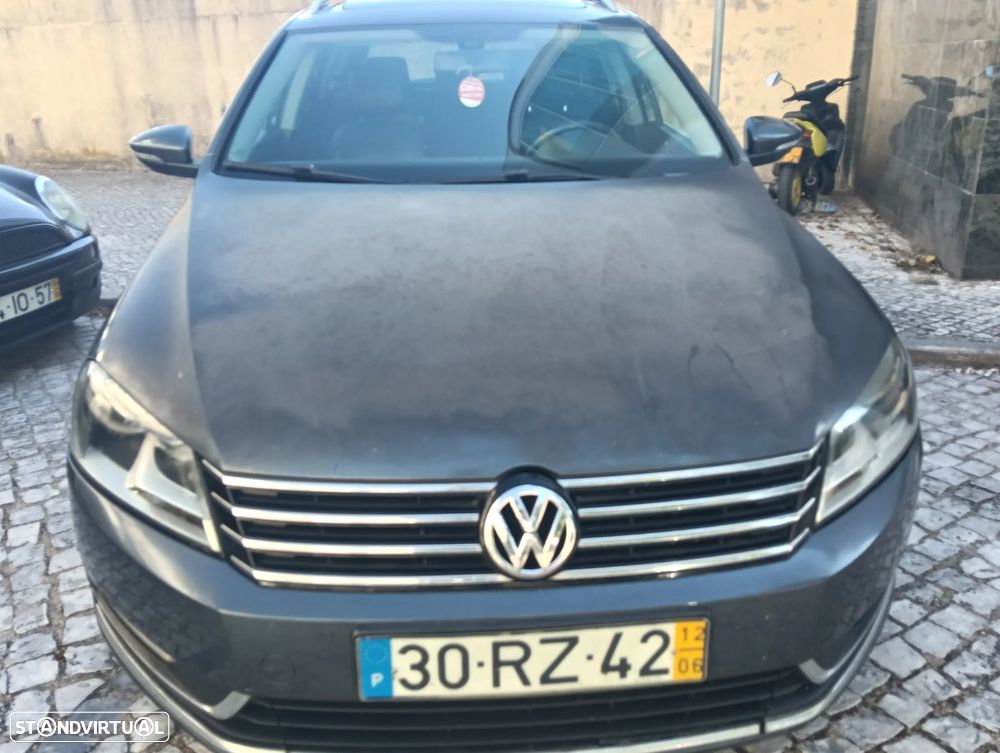 VW Passat Variant 1.6 TDI BlueMotion Highline - 12