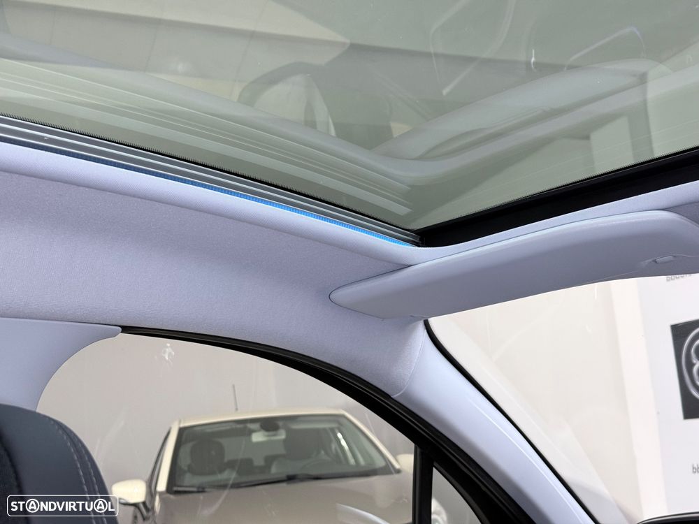 Peugeot 208 1.2 PureTech Allure EAT6 - 21