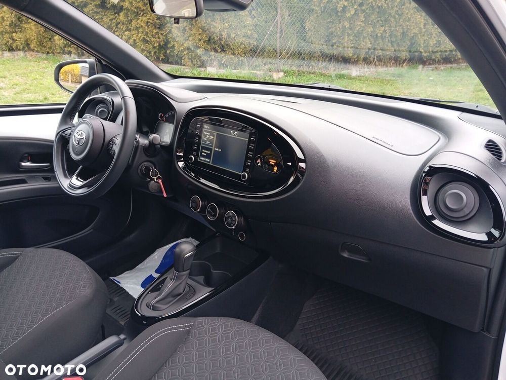 Toyota Aygo X 1.0 VVT-i Style CVT - 13