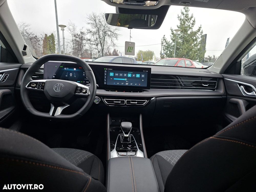 MG EHS 1.5 T-GDi AT PHEV Excite - 16