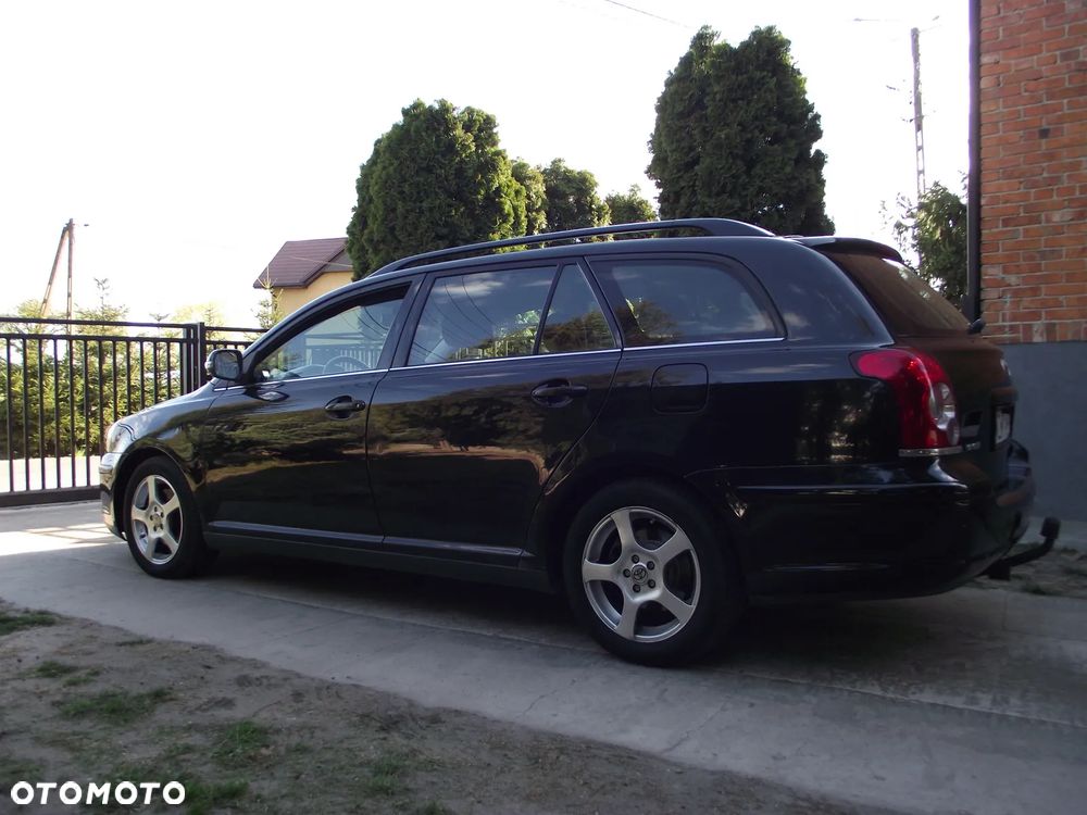 Toyota Avensis 2.0 D-4D Edition - 16