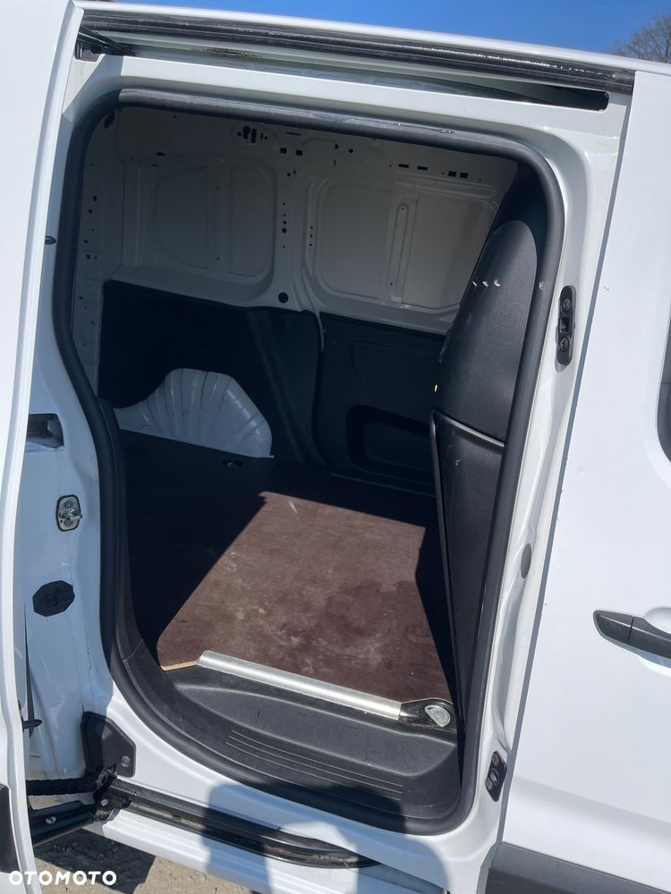 Opel Combo - 9