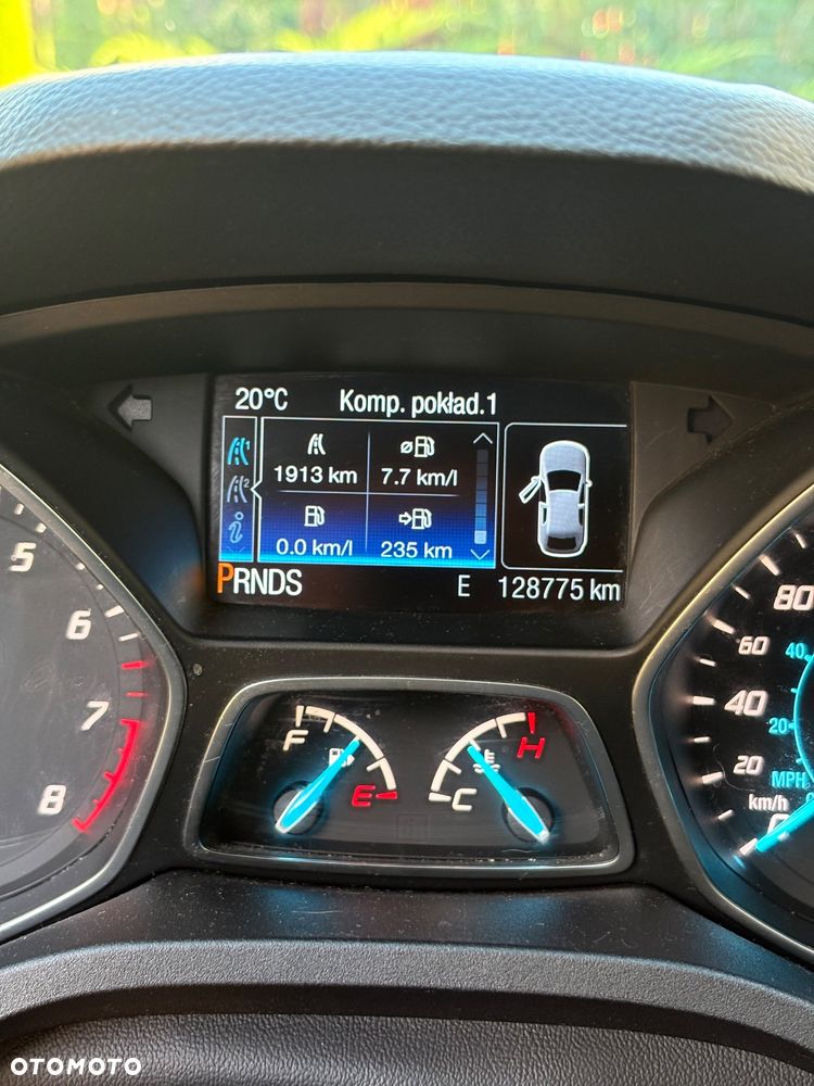 Ford Escape 2.0 EcoBoost AWD Titanium - 12