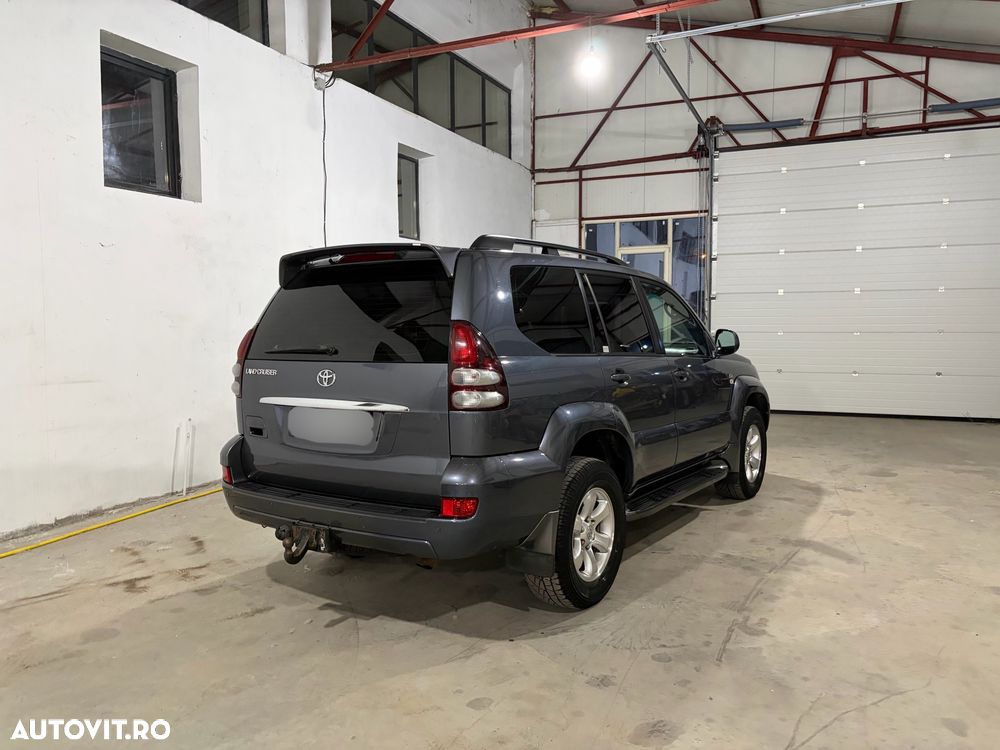Toyota Land Cruiser 3.0 TD-4D Aut Executive - 3