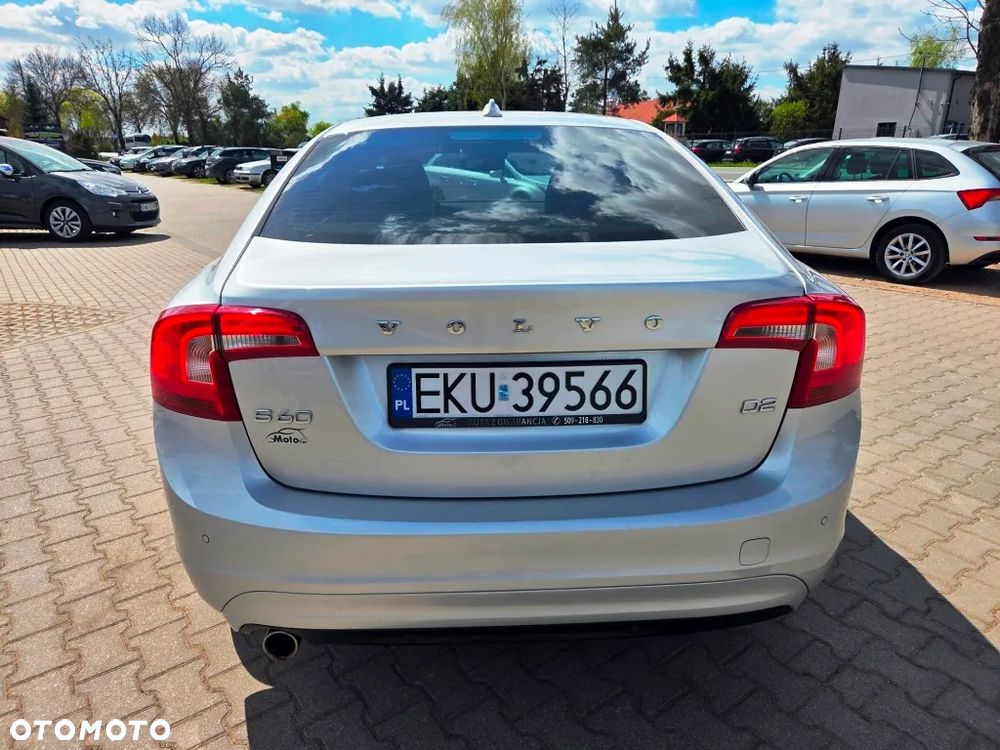 Volvo S60 D2 Drive-E Momentum - 12