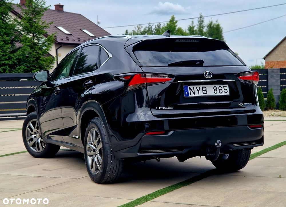 Lexus NX - 7