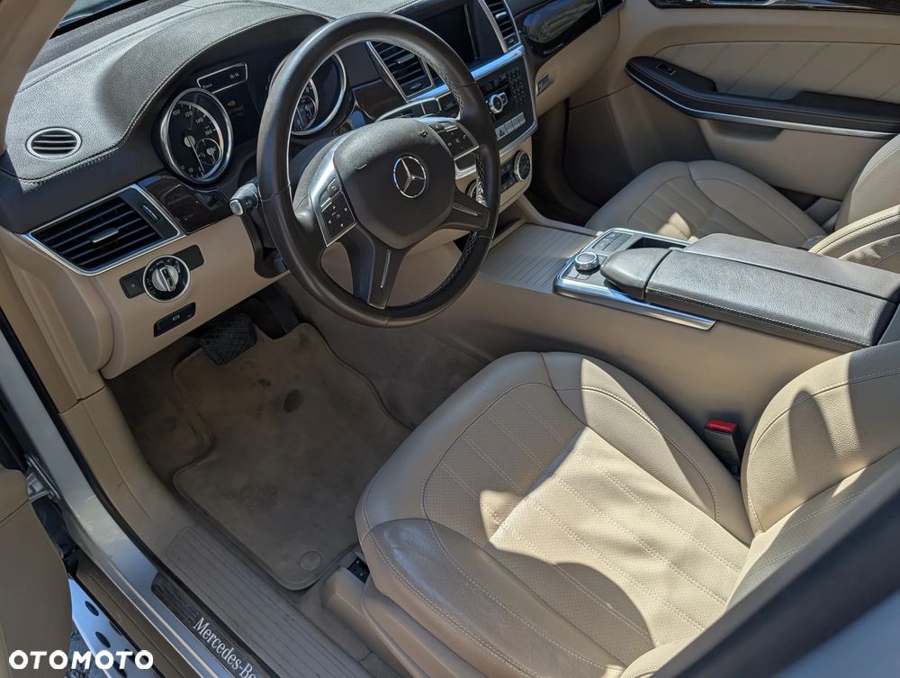 Mercedes-Benz GL 450 4Matic 7G-TRONIC - 9