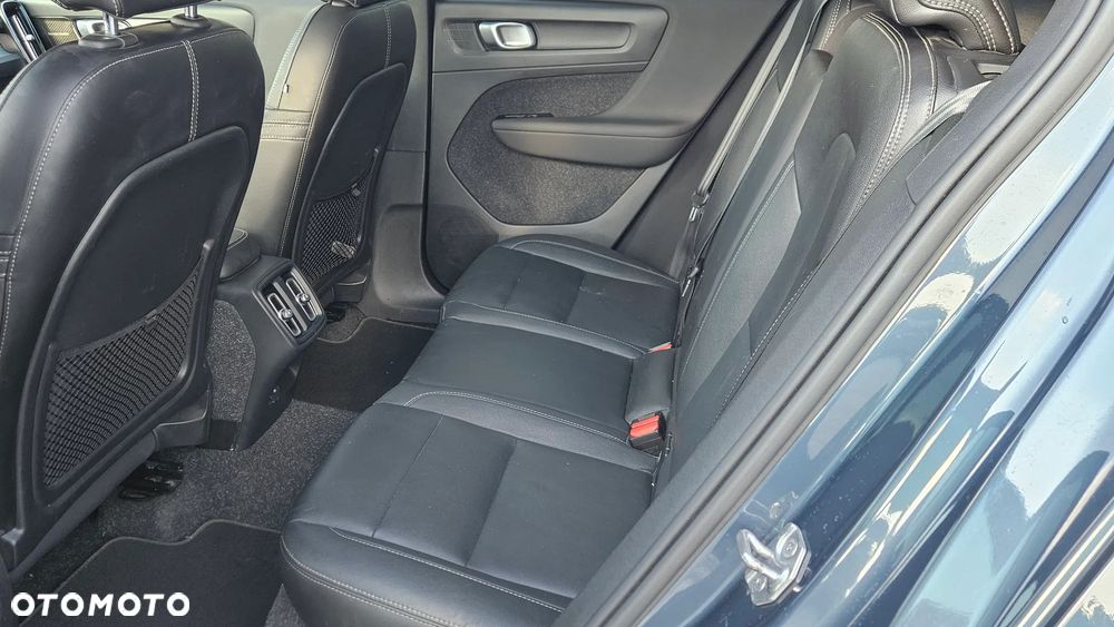 Volvo XC 40 - 9
