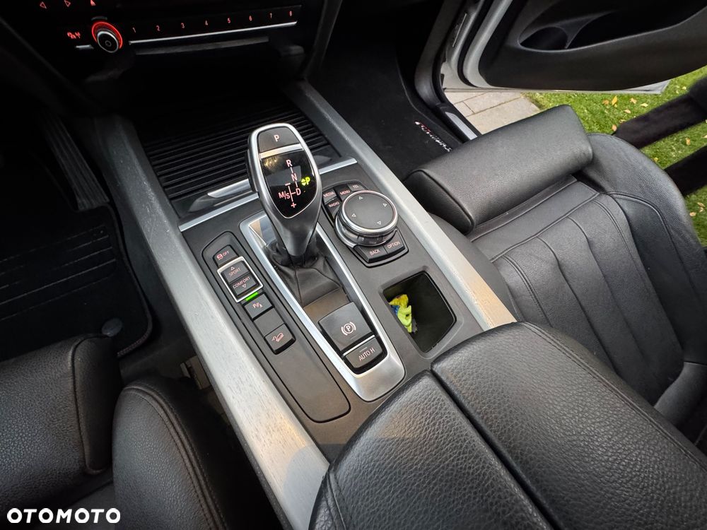 BMW X5 xDrive40d Sport-Aut - 23