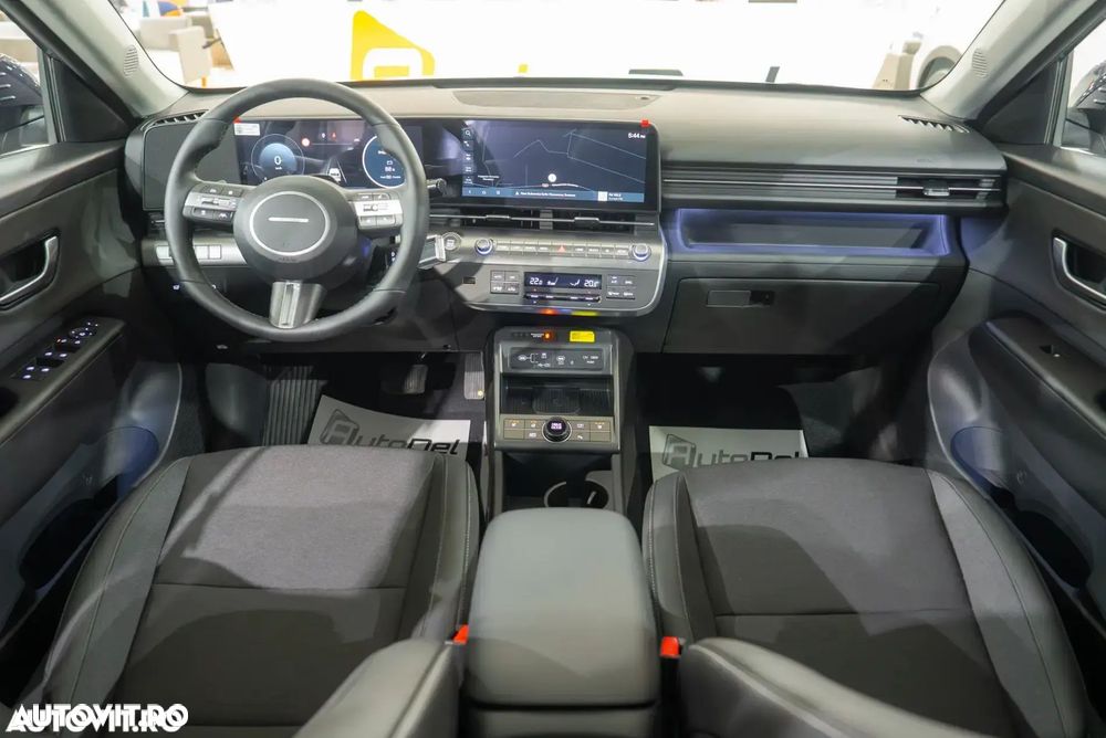 Hyundai KONA - 8