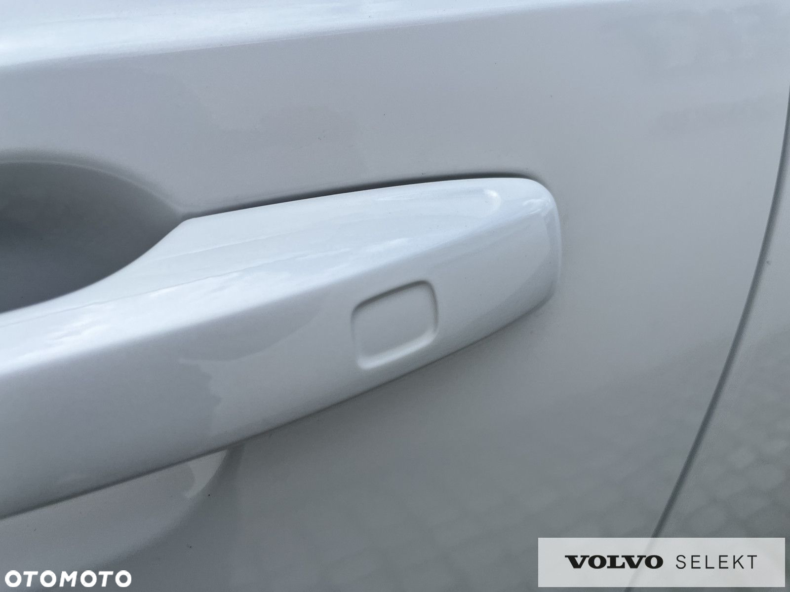 Volvo XC 90 - 9