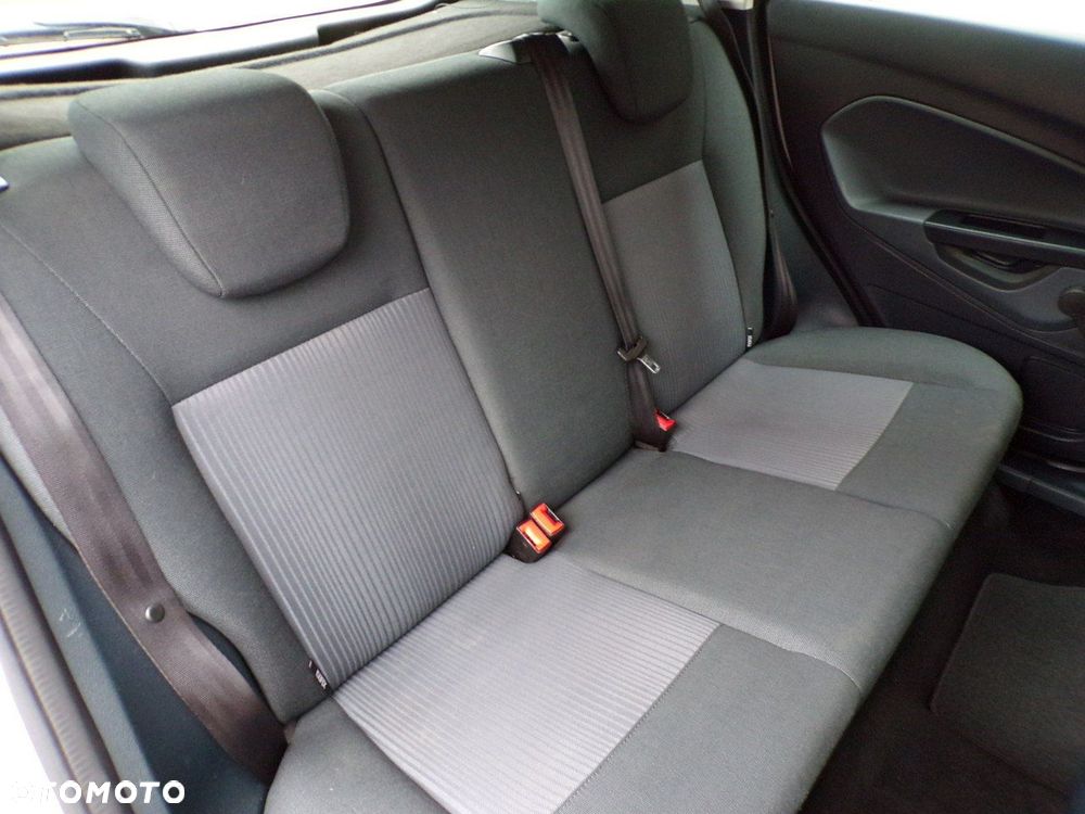 Ford Fiesta 1.25 Trend EU5 - 25