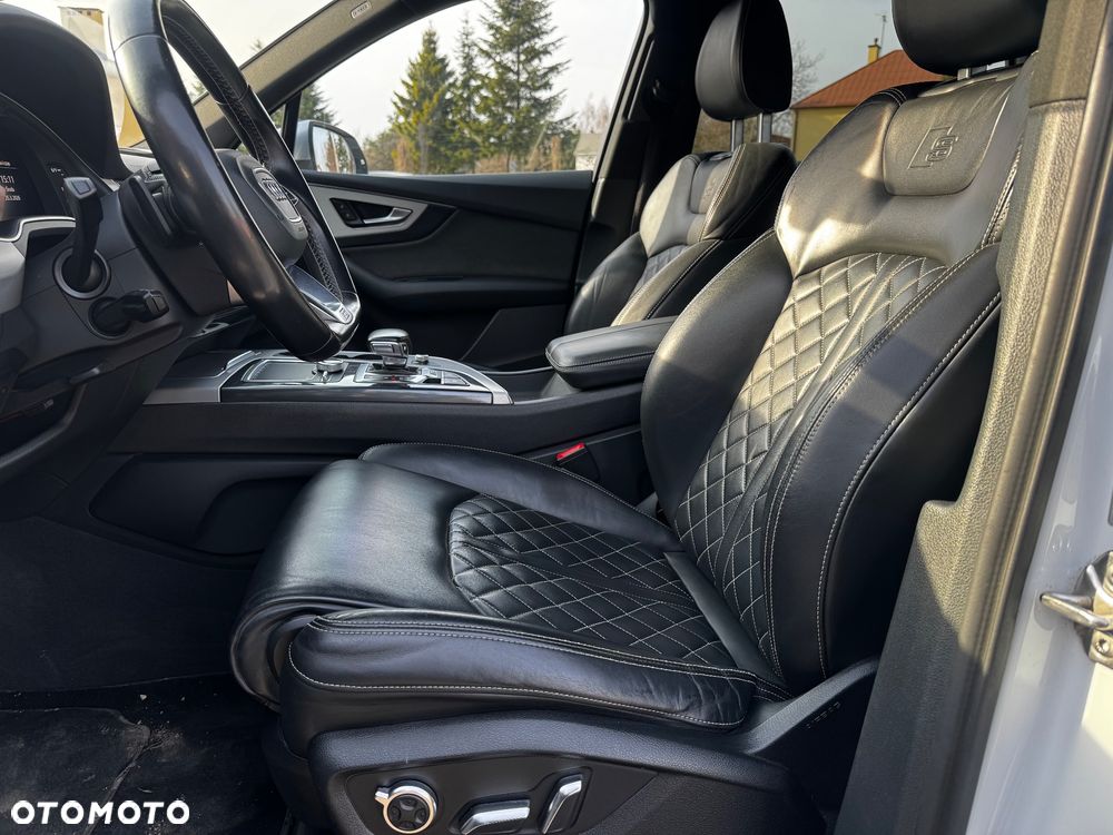 Audi SQ7 - 22