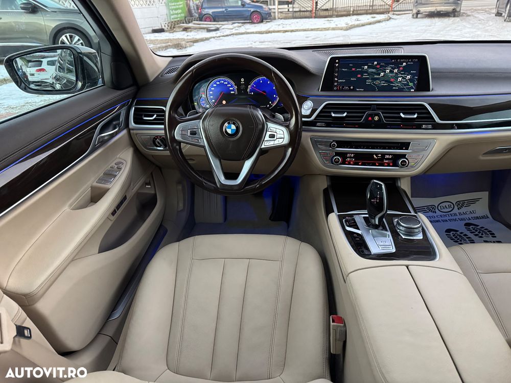 BMW Seria 7 730Ld xDrive - 22