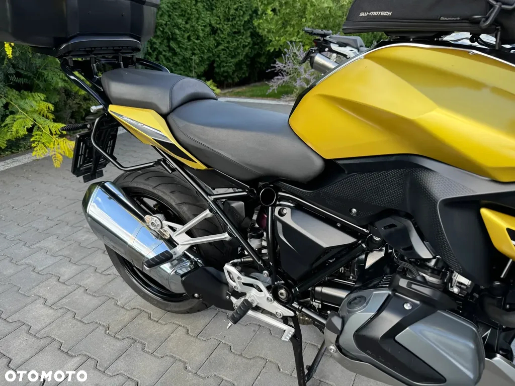 BMW R - 16