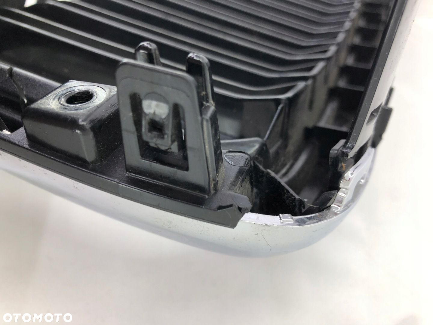 VOLVO XC40 ATRAPA GRILL ZDERZAKA PRZÓD 32365355 31479417 - 13