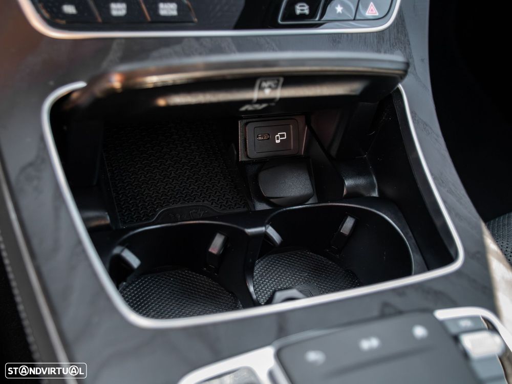 Mercedes-Benz E 300 de 9G-TRONIC AMG Line - 46