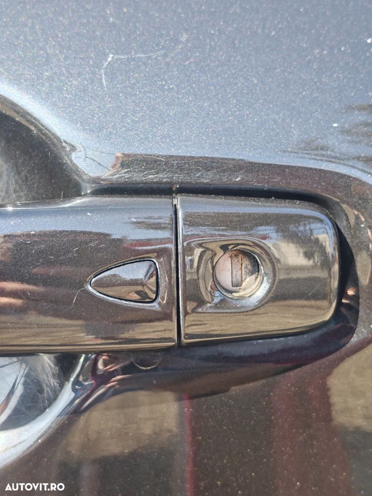 Nissan Qashqai 1.6 DCI 4 x 4 DPF Start/Stop tekna - 18